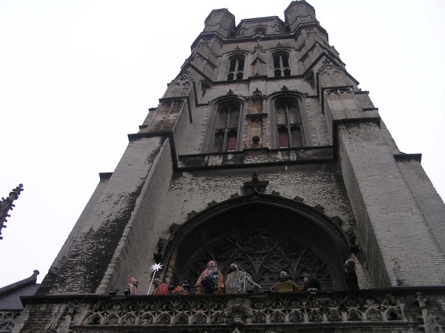 de toren van de st Baafs kathedraal