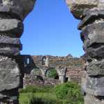 Terug op Iona een prachtig doorkijkje naar de nunnery