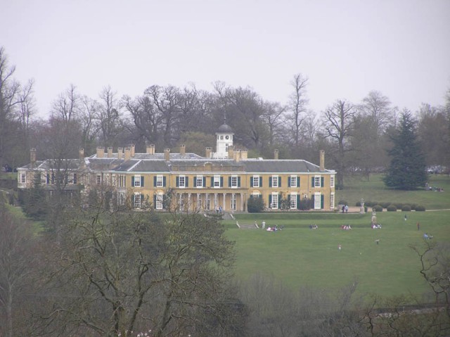 Dit is het landhuis Polesden Lacey