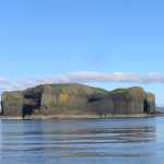 Het doel van onze reis: het basalteiland Staffa, bekend van haar beroemde grot, Fingal's Cave