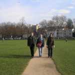 Dit zijn Jeroen, Anne en Hester (Anne's zus), wandelend in Richmond