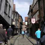 The Shambles is een schattig winkelstraatje met een zeer hoog Diagon Alley gehalte (voor de Harry Potter liefhebbers een must!)